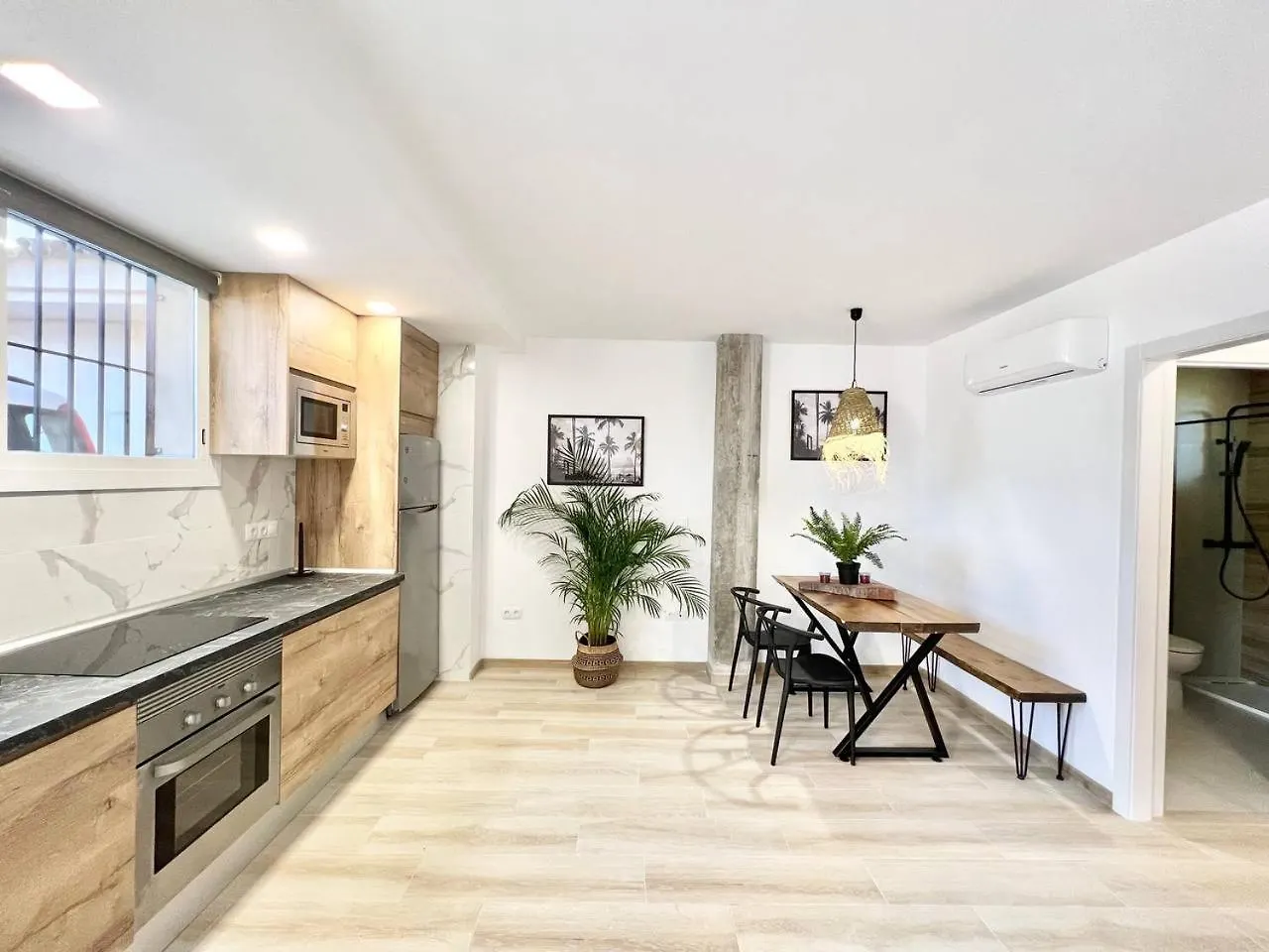 Erisa Ia Carihuela - Torremolinos Apartment Spain