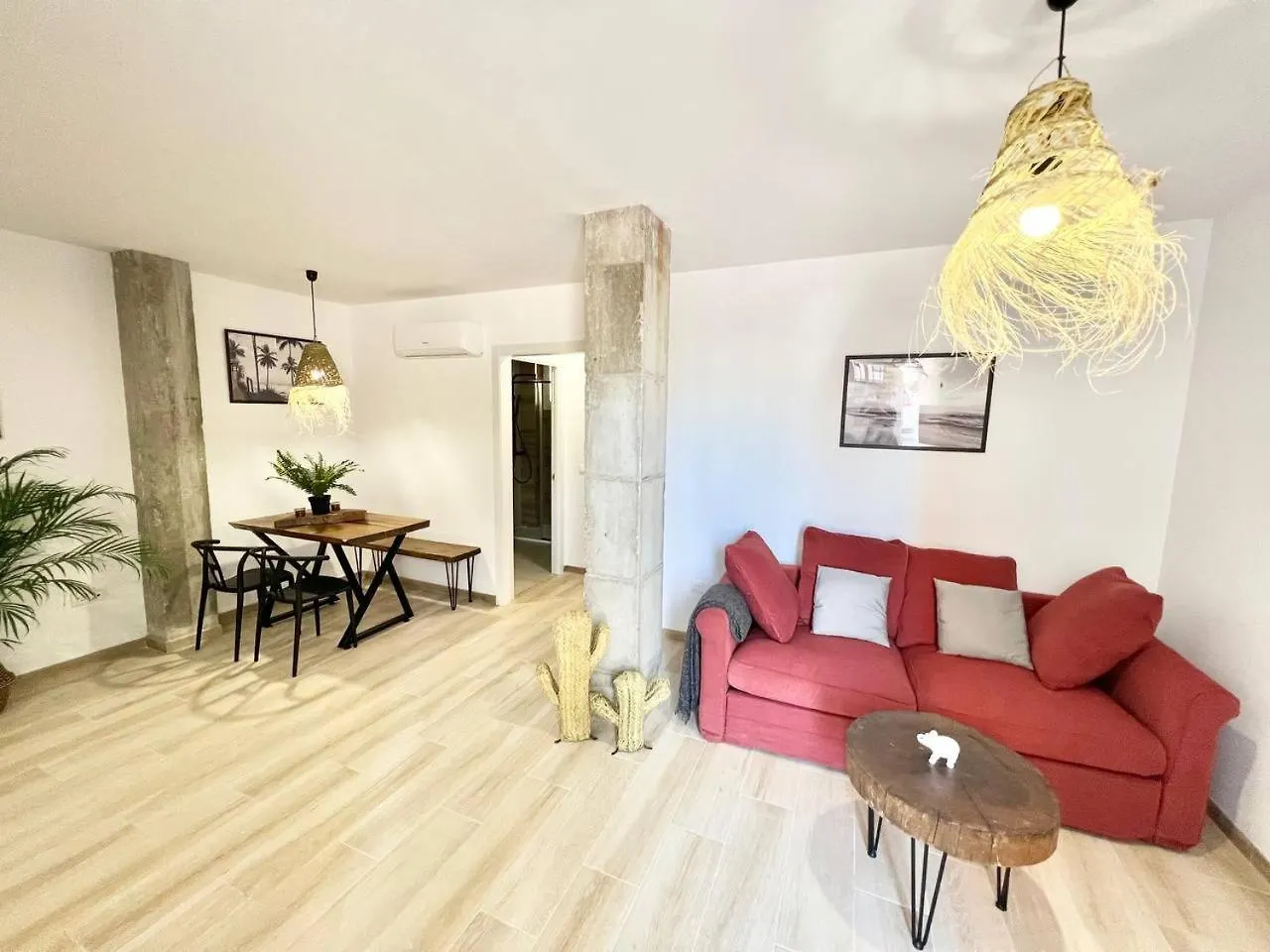 Erisa Ia Carihuela - Torremolinos Apartment 0*,  Spain