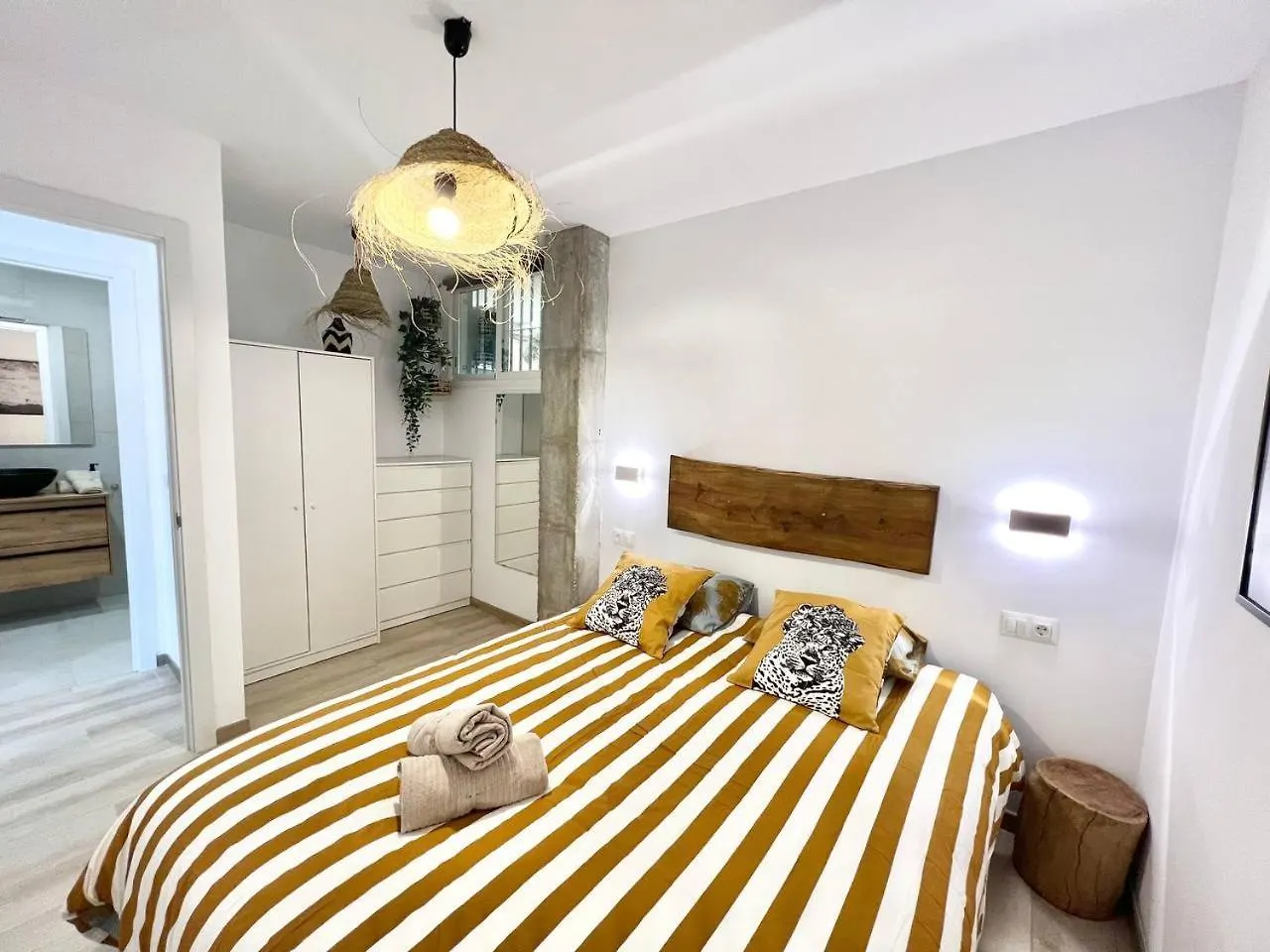 Erisa Ia Carihuela - Torremolinos Apartment